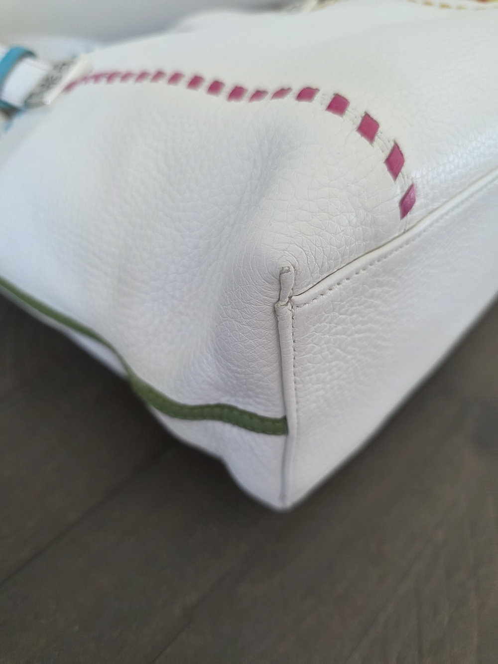 Brighton White Leather Tote Whipstitch Detail Floral Lining Heart Charm - Picture 9 of 13